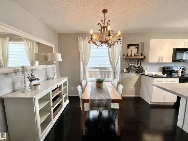 17936 85 ST NW, Edmonton, Alberta T5Z0C1