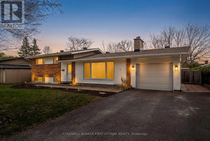 18 TIVERTON DRIVE, Ottawa, Ontario K2E6L5