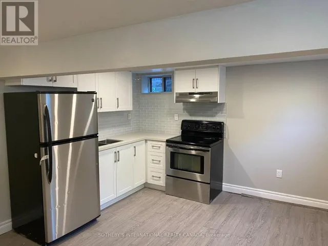 BSMT - 647 VAUGHAN ROAD, Toronto (Oakwood Village), Ontario M6E2Y4