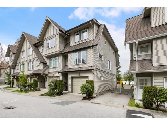 102 15175 62A AVENUE, Surrey, British Columbia V3S1X1