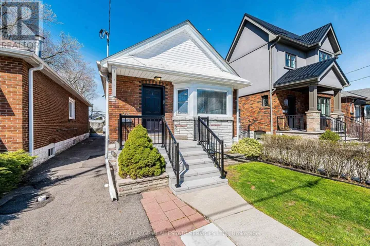 24 SEVENTH STREET, Toronto (New Toronto), Ontario M8V3B2