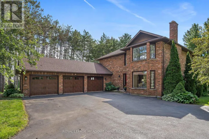 4 PINE RIDGE ROAD, Erin, Ontario N0B1T0