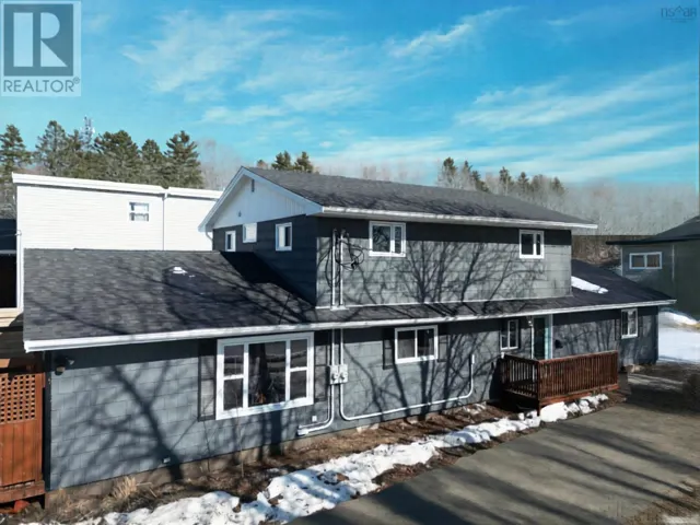 123 MOUNT EDWARD Road, Dartmouth, Nova Scotia B2W3L1