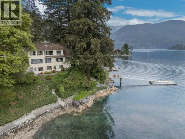 5445 INDIAN RIVER DRIVE, North Vancouver, British Columbia V7G2T7