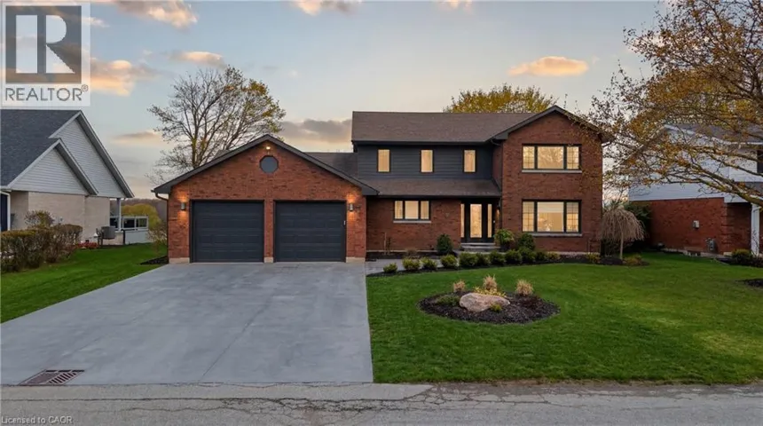 890 PERKIN Crescent, Listowel, Ontario N4W3R8