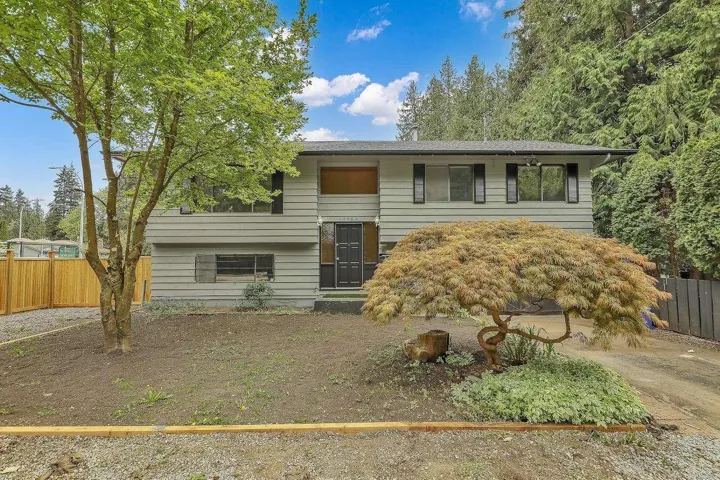 19984 44 AVENUE, Langley, British Columbia V3A3E2