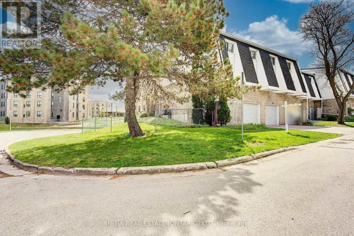 1 - 40 FAIRFAX COURT, London North (North I), Ontario N6G3Y3