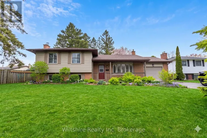 32 DEVON COURT, Tillsonburg, Ontario N4G4K6