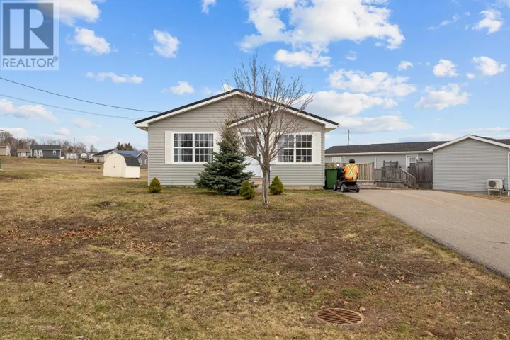 14 DEEP RIVER Drive, Charlottetown, Prince Edward Island C1C1S1