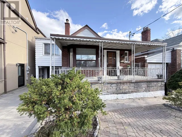 63 O'CONNOR DRIVE, Toronto (Broadview North), Ontario M4K2K3