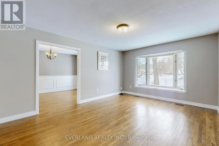 173 THOMPSON DRIVE, East Gwillimbury (Holland Landing), Ontario L9N1E2