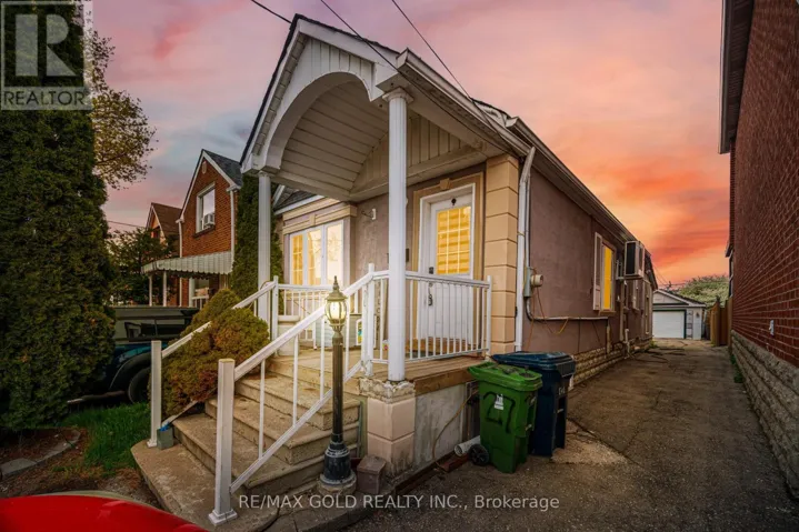 27 AILEEN AVENUE, Toronto (Keelesdale-Eglinton West), Ontario M6M1E5