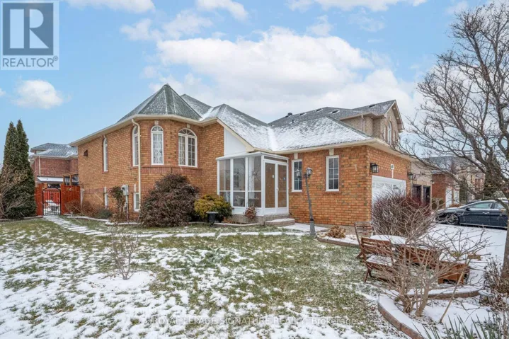 687 TWAIN AVENUE, Mississauga (Meadowvale Village), Ontario L5W1K7