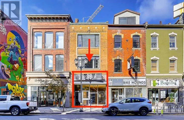 17 JOHN STREET N, Hamilton (Beasley), Ontario L8R1H1