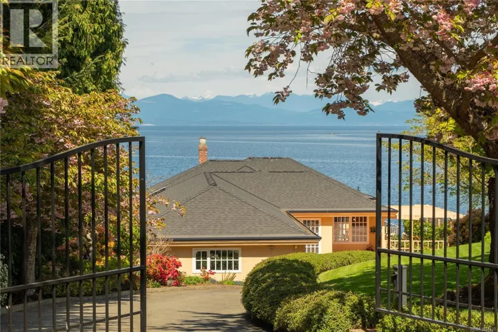 3097 Dolphin Dr, Nanoose Bay, British Columbia V9P9J2