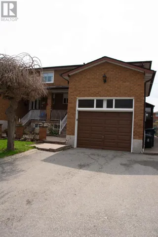 30 CLUBHOUSE COURT, Toronto (Glenfield-Jane Heights), Ontario M3L2K5
