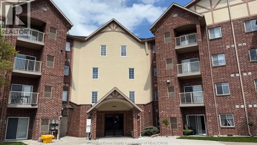 3160 WILDWOOD Unit# 320, Windsor, Ontario N8R1Z3