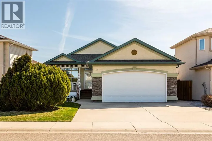 11 Salish Bay W, Lethbridge, Alberta T1K7T8