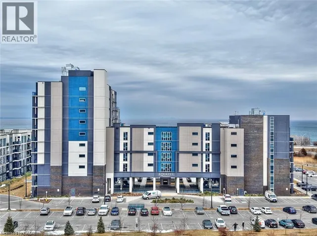 16 CONCORD Place Unit# 803, Grimsby, Ontario L3M0J1