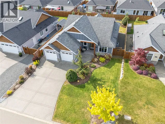 580 Avalon Pl, Parksville, British Columbia V9P0E7