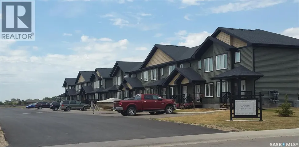 5 815 5th STREET NE, Weyburn, Saskatchewan S4H2K9