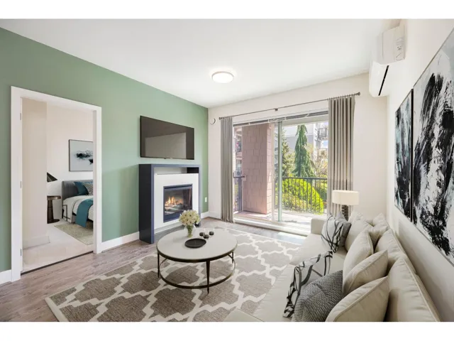 207 6688 120 STREET, Surrey, British Columbia V3W1T8