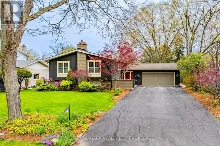 13 RUSHOLME CRESCENT, St. Catharines (Glendale/Glenridge), Ontario L2T3V3