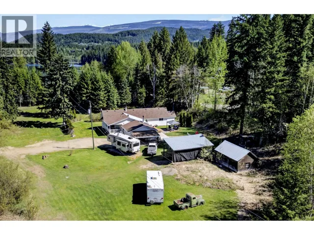106E Old N Thompson Highway, Clearwater, British Columbia V0E1N2