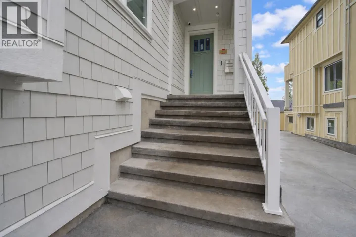 3112 W 42ND AVENUE, Vancouver, British Columbia V6N3H2
