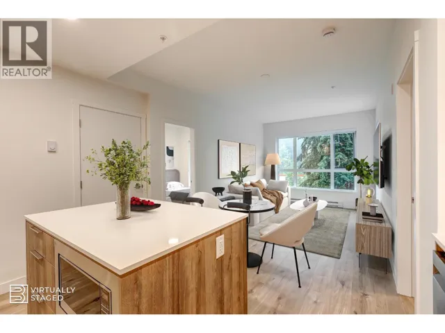 206 3594 MALSUM DRIVE, North Vancouver, British Columbia V7G0B5