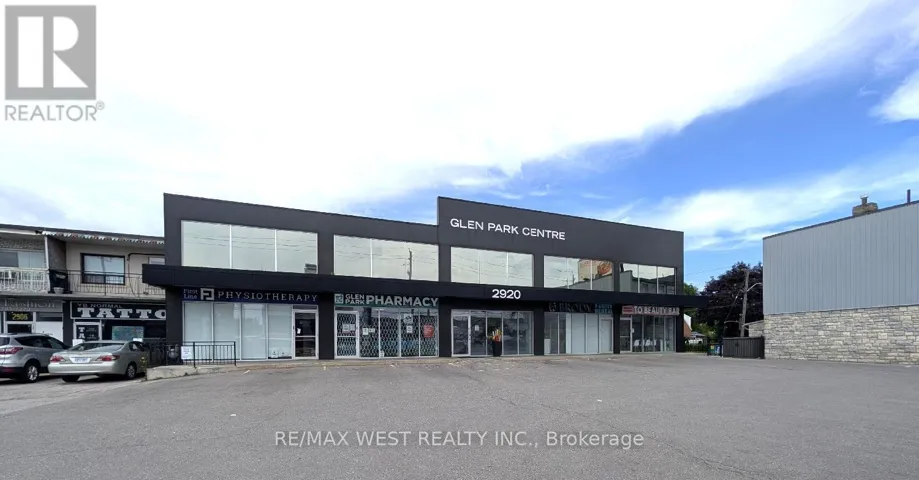 LL2 - 2920 DUFFERIN STREET, Toronto (Yorkdale-Glen Park), Ontario M6B3S8