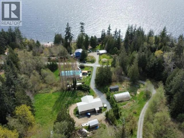 3431 ATREVIDA ROAD, Powell River, British Columbia None