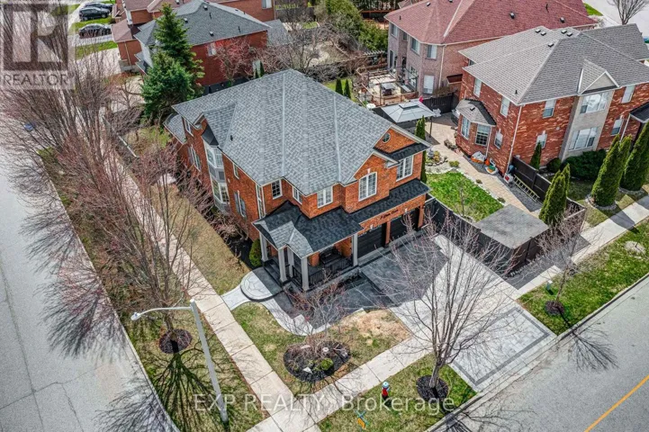 7 LITCHI COURT, Richmond Hill (Oak Ridges Lake Wilcox), Ontario L4E4V1