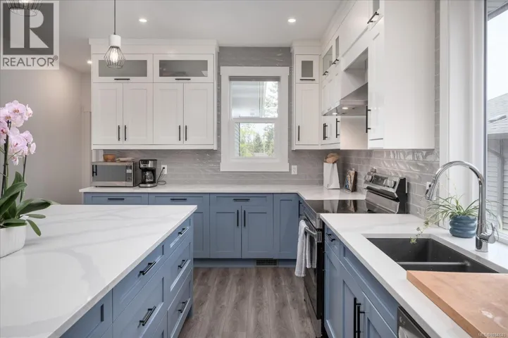 279 Westwood Rd, Nanaimo, British Columbia V9R6S4