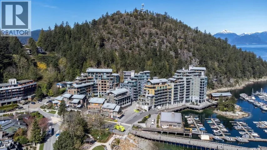 406 6707 NELSON AVENUE, West Vancouver, British Columbia V7W0A4
