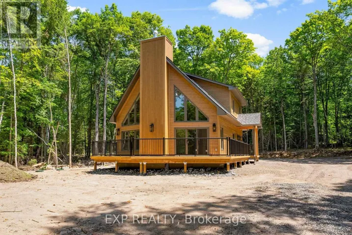 743 LAKEWOODS DRIVE, Madawaska Valley, Ontario K0J1B0