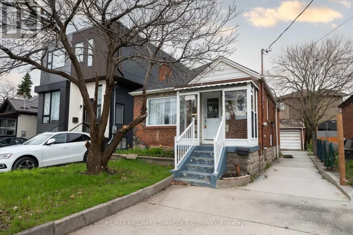 378 O'CONNOR DRIVE, Toronto (East York), Ontario M4J2V7