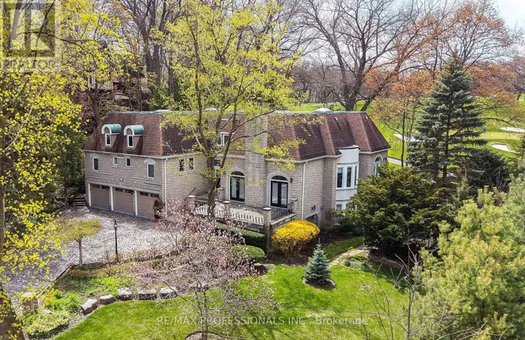 6A EDENBROOK HILL, Toronto (Edenbridge-Humber Valley), Ontario M9A3Z6