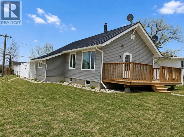132 8 Avenue, Gleichen, Alberta T0J1N0