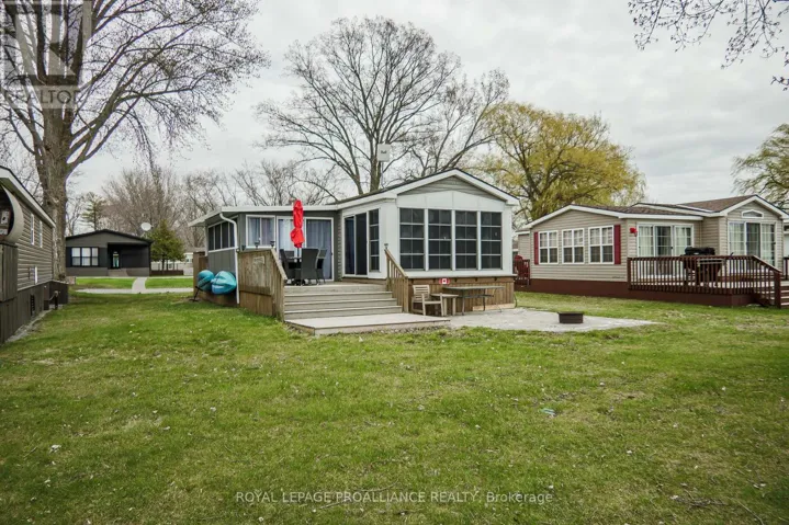 486 COUNTY RD 18 - 19 BEACHVIEW LANE, Prince Edward County (Athol Ward), Ontario K0K2T0