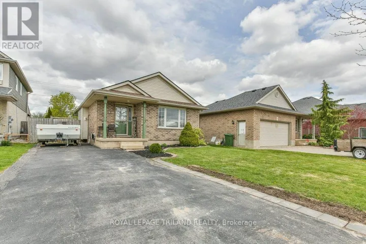 9 BROOKSIDE DRIVE, St. Thomas, Ontario N5P4P1
