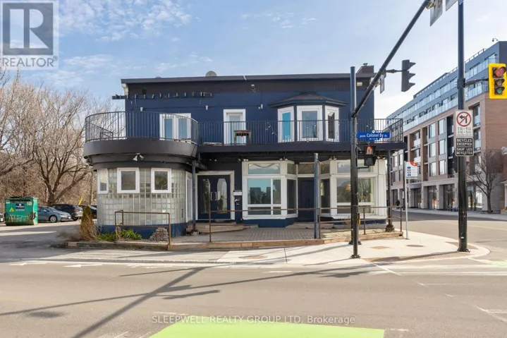 221 ECHO DRIVE, Ottawa, Ontario K1S1N1