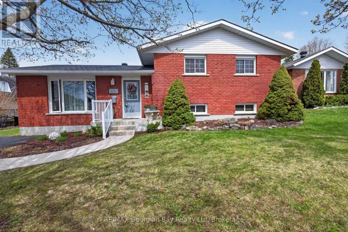 32 BONAVENTURE PLACE, Penetanguishene, Ontario L9M1J3