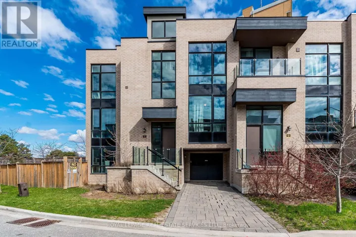 82 PONY FARM DRIVE, Toronto (Willowridge-Martingrove-Richview), Ontario M9R0B3