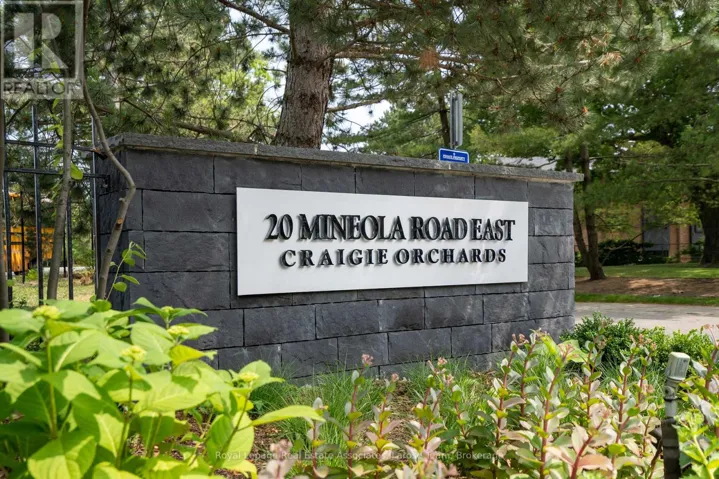 63 - 20 MINEOLA ROAD E, Mississauga (Mineola), Ontario L5G4N9