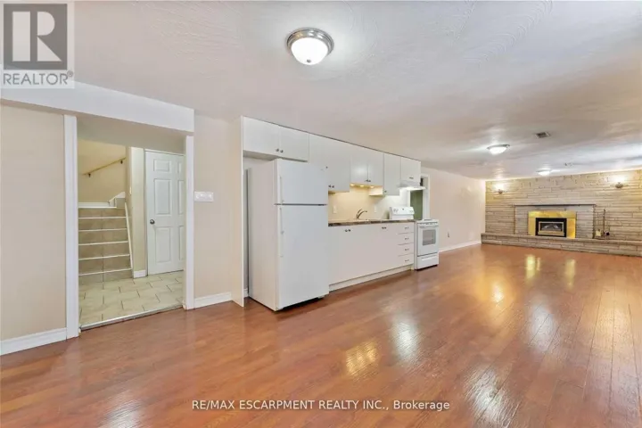 BASEMENT - 864 UPPER OTTAWA STREET, Hamilton (Berrisfield), Ontario L8T3V5