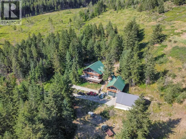 842 Grand Oro Road, Kaleden, British Columbia V0H1K0