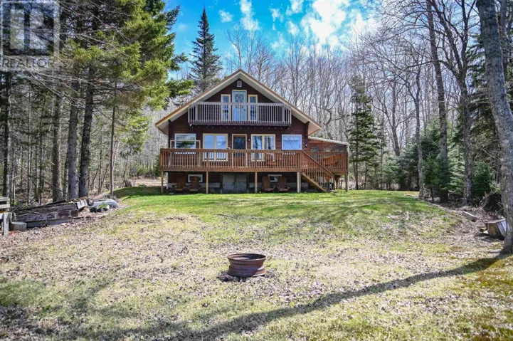 577 Lakecrest Drive, Armstrong Lake, Nova Scotia B0R1H0