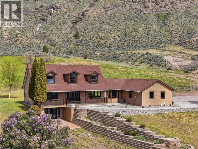 3335 SHUSWAP Road, Kamloops, British Columbia V2H1T2