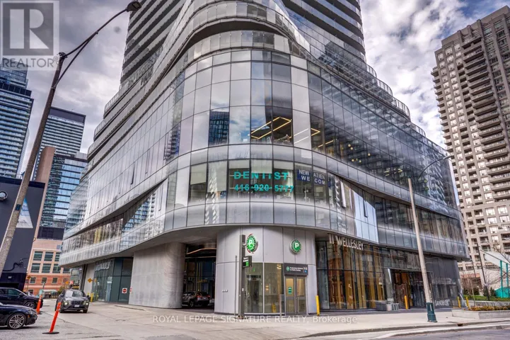 223 - 15 WELLESLEY STREET W, Toronto (Bay Street Corridor), Ontario M4Y0G7